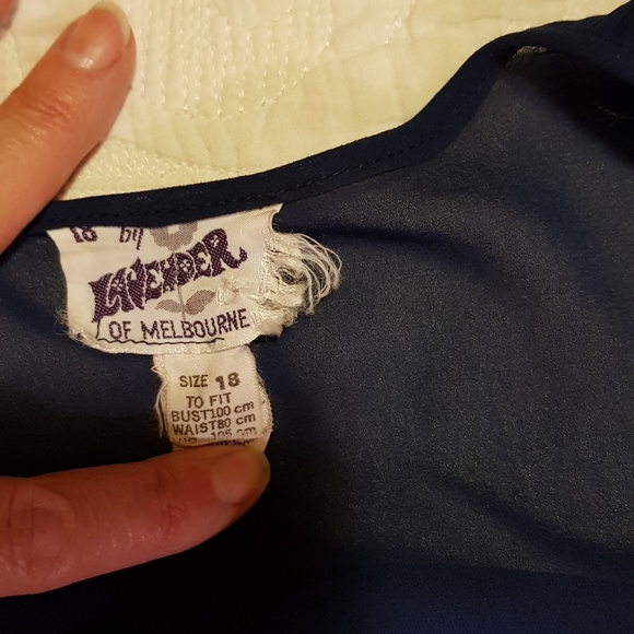 🦋Host Pick🦋 Vintage sheer cover-up Lavender of Melbourne - Picture 4 of 9